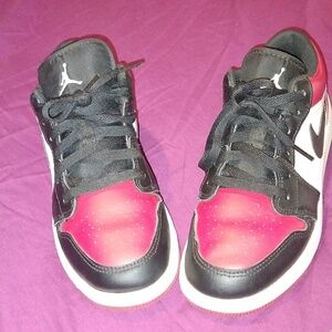 Nike Air Jordan 1 Low GS - Bred Toe 553560-612